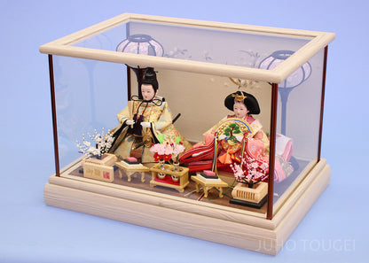 小三五金彩親王　白枠刺繍　横から