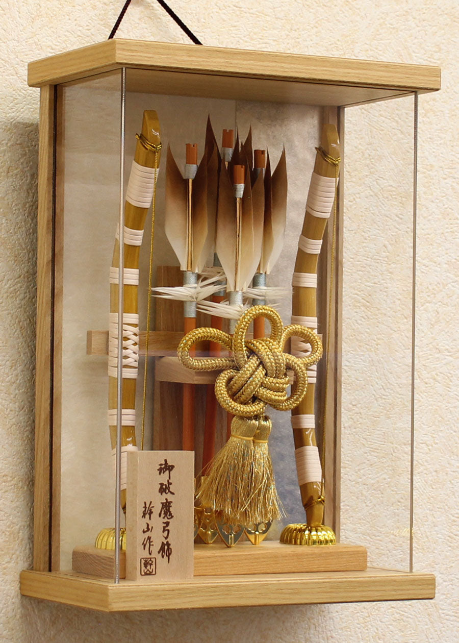壁掛け　破魔弓　白木 破魔弓「駿·白木」｜白木贴面亚克力相框壁挂摆饰– 寿鳳人形の東芸
