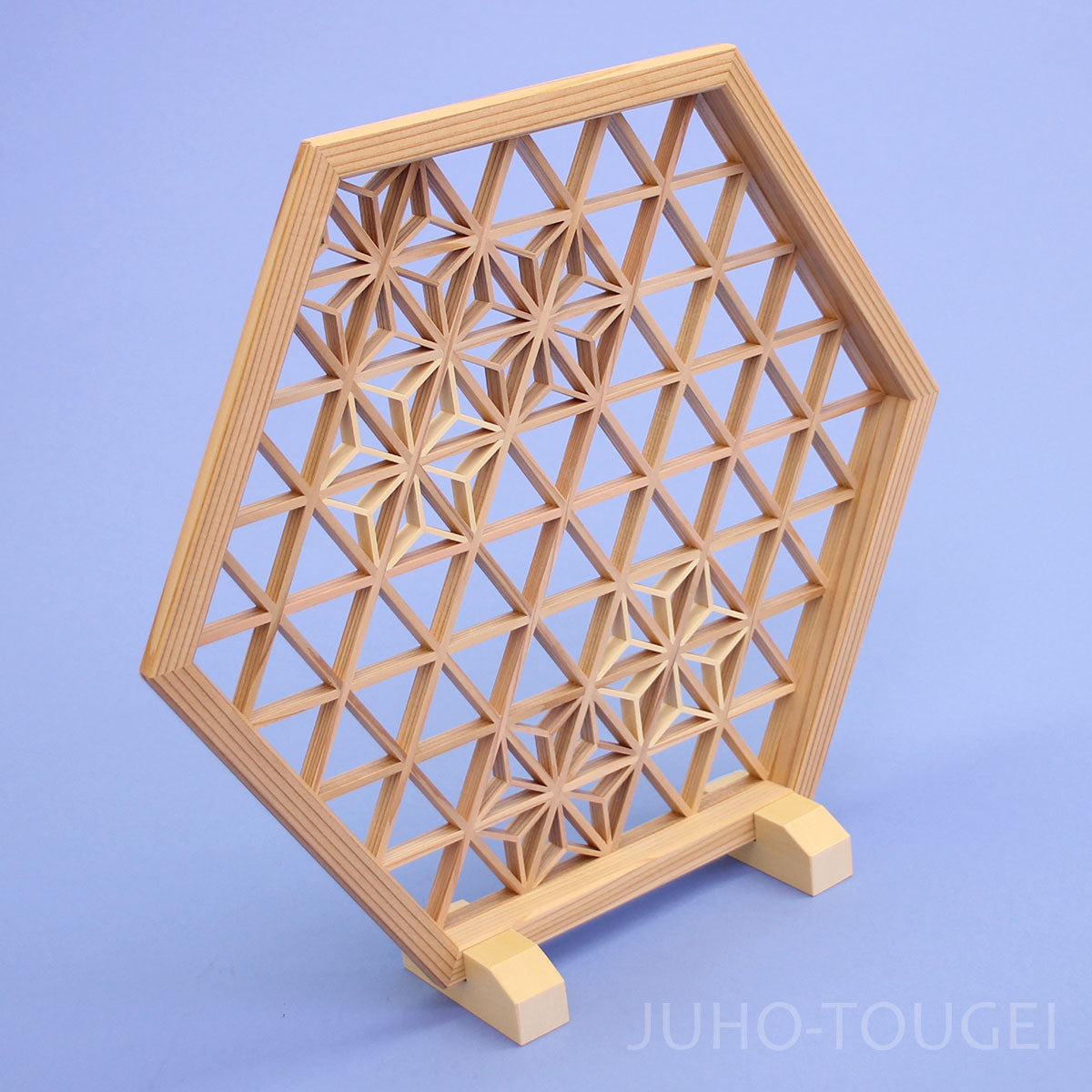 組子細工六角衝立（麻の葉）　斜めから