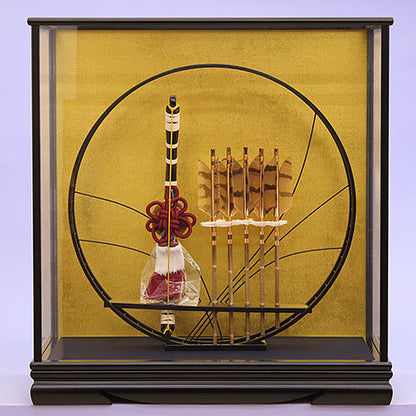 壁掛け破魔弓飾り 團(だん)　ケースイメージ