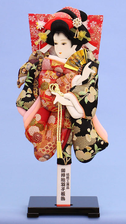 押絵羽子板20号 金襴華流水 台付き