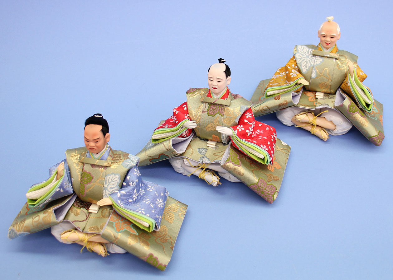 雛人形単品　三五三人仕丁 並金襴　斜め上から