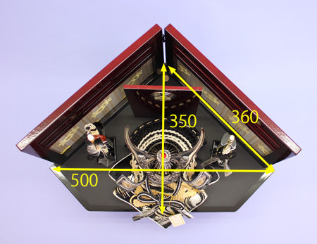 8号燻し銀伝説兜 コーナー飾りサイズ