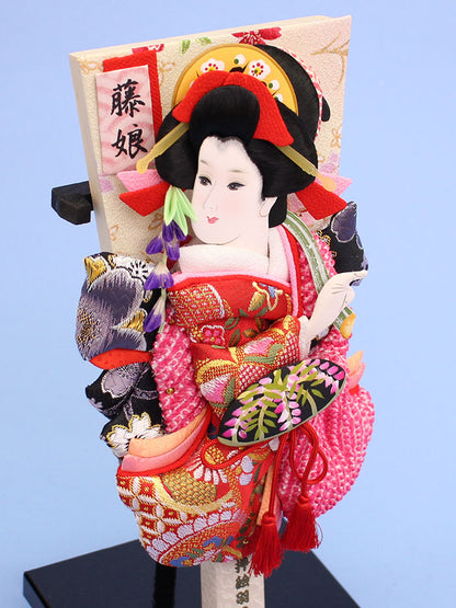 押絵羽子板  上金襴と鹿の子華舞(藤娘) 台付き　右から