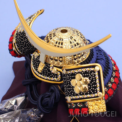 ５号伊達政宗兜　ズーム