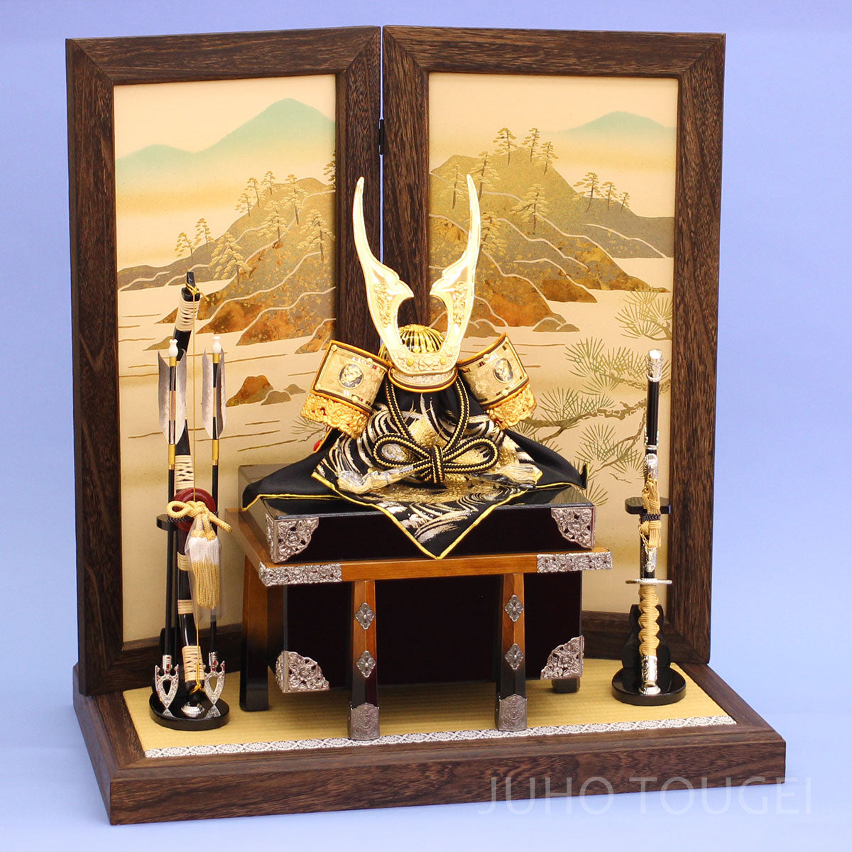 12号茜の龍王　焼桐白陵平飾り　イメージ