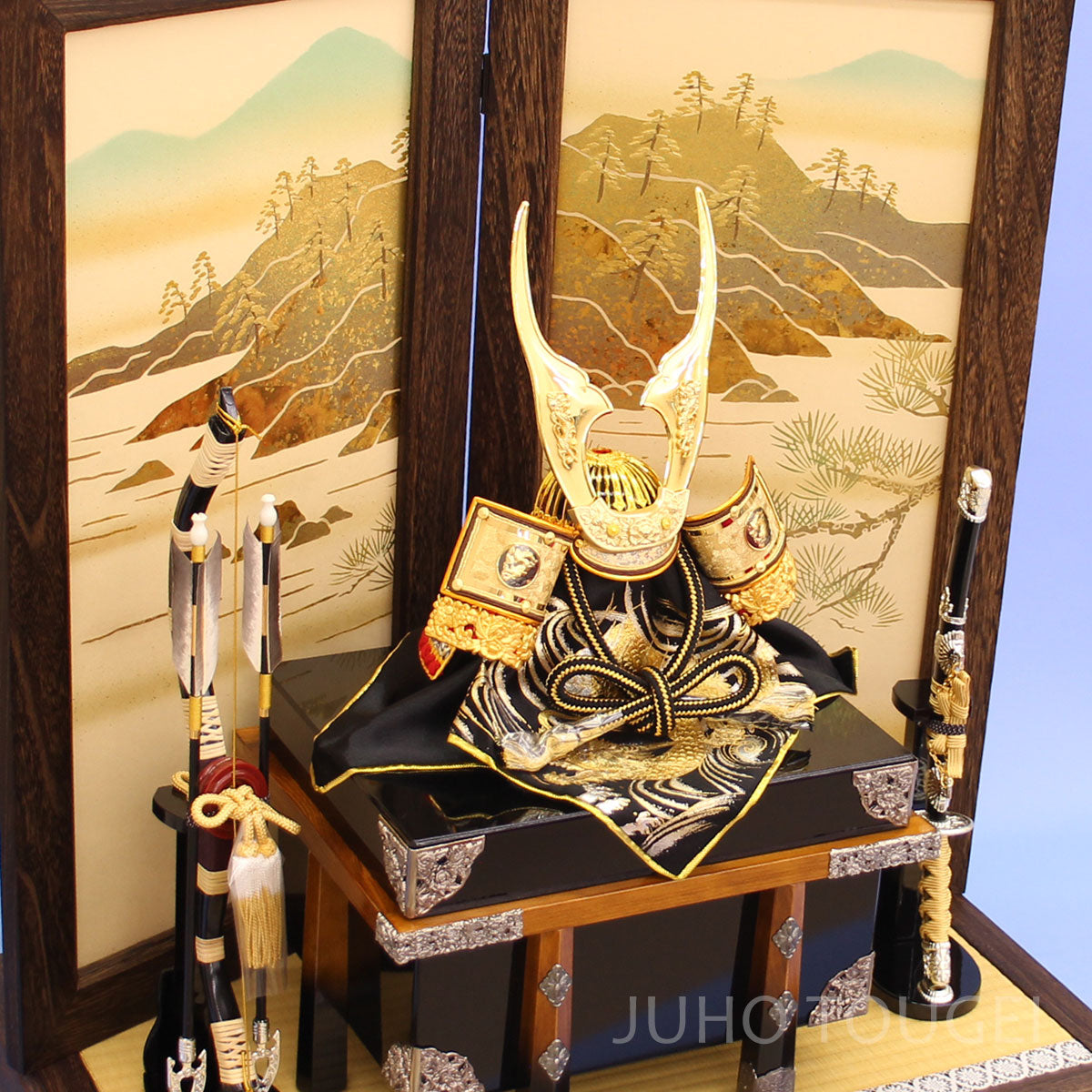 12号茜の龍王　焼桐白陵平飾り　ズーム