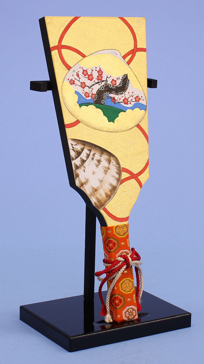 天然岩絵の具手彩色羽子板　左から