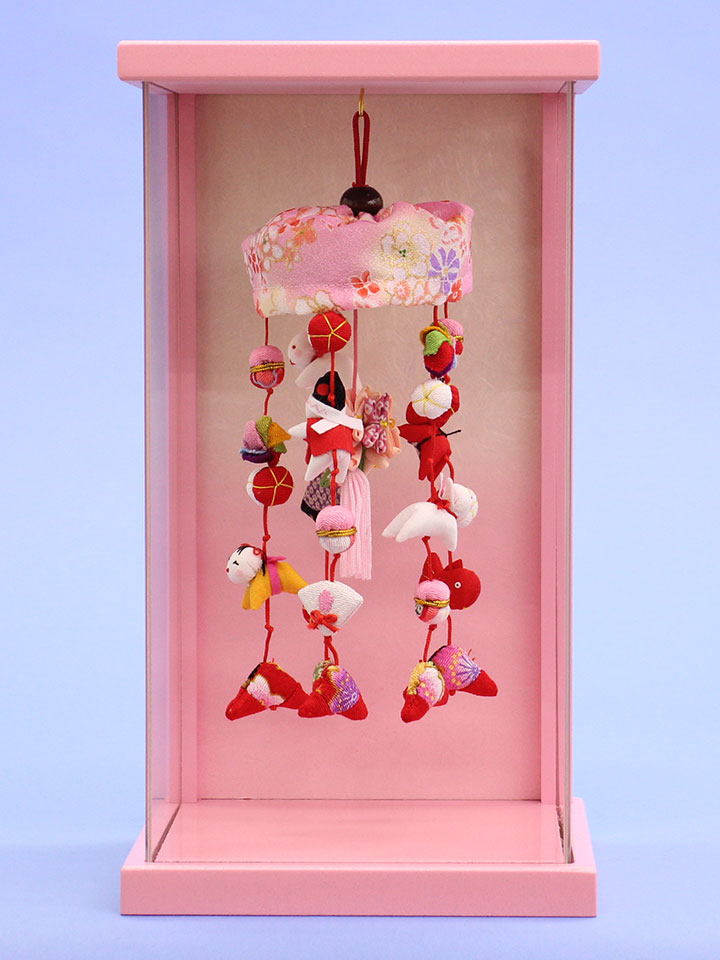 つるし雛ケース飾り 高さ28cm はる　ピンク枠　アクリルケース入りの可愛いコンパクトサイズ