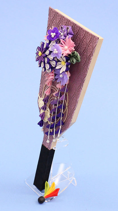 １０号つまみかんざし羽子板飾り パープル　アクリルスタンド付き　横から