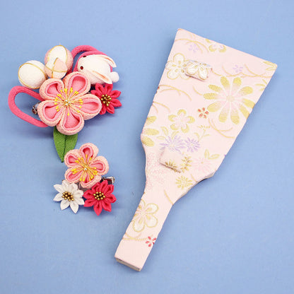 髪飾り付き うさぎの羽子板(ピンク) 外す