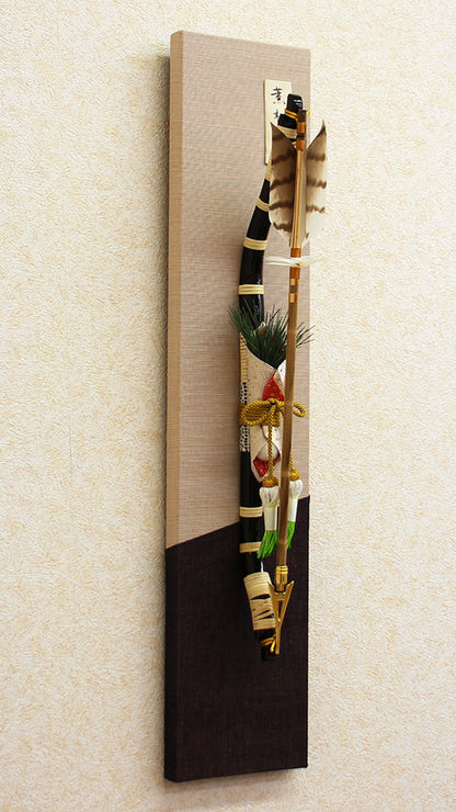 壁掛け破魔弓飾り 垂掛け破魔矢薫松　左から