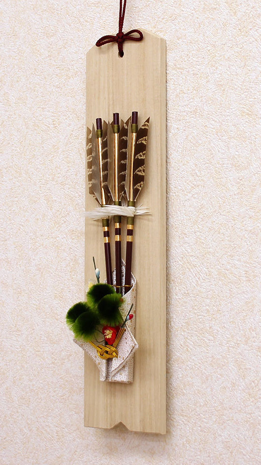 Wall-hanging Hamaya arrows, white paulownia wood, three arrows