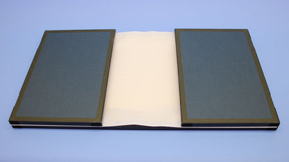 13号新金絹目三曲枠屏風　たたむ