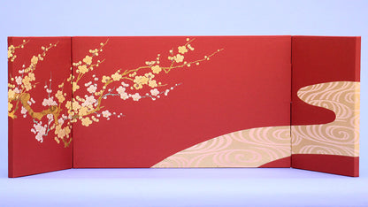 10号三曲包み込み屏風　梅流水