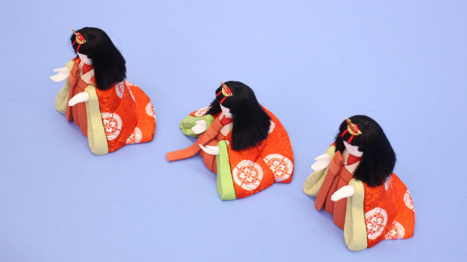 木目込み三人官女単品 うらら　横から