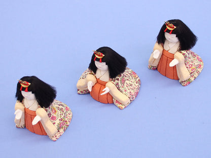 木目込み三人官女単品 このみ　うえから