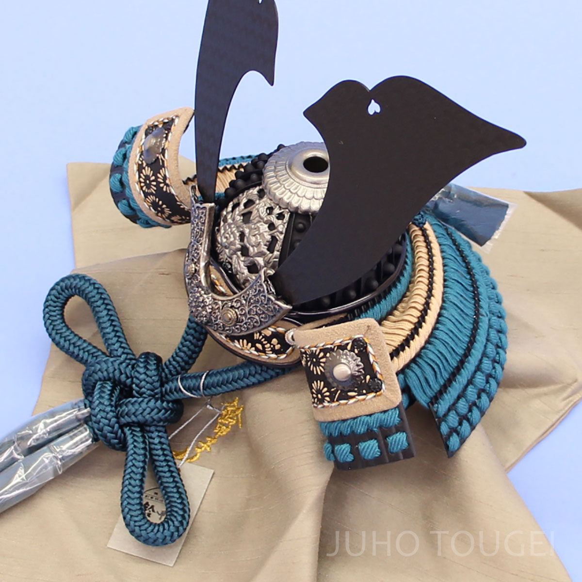 天賦の兜　群青　上から