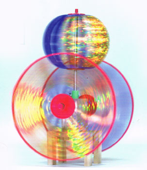 シュルシュル回る爽快光輝矢車　イメージ