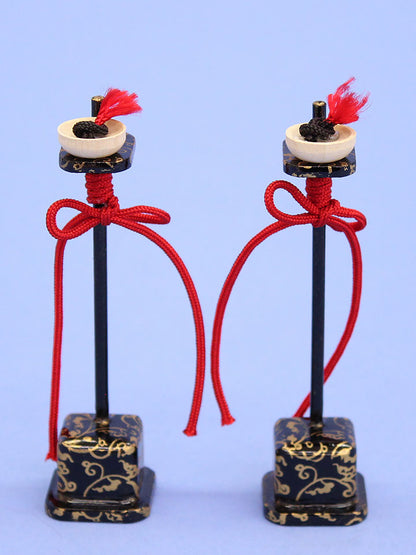 雛人形道具 点灯しない油灯 8.5cm弥生唐草 (木製)