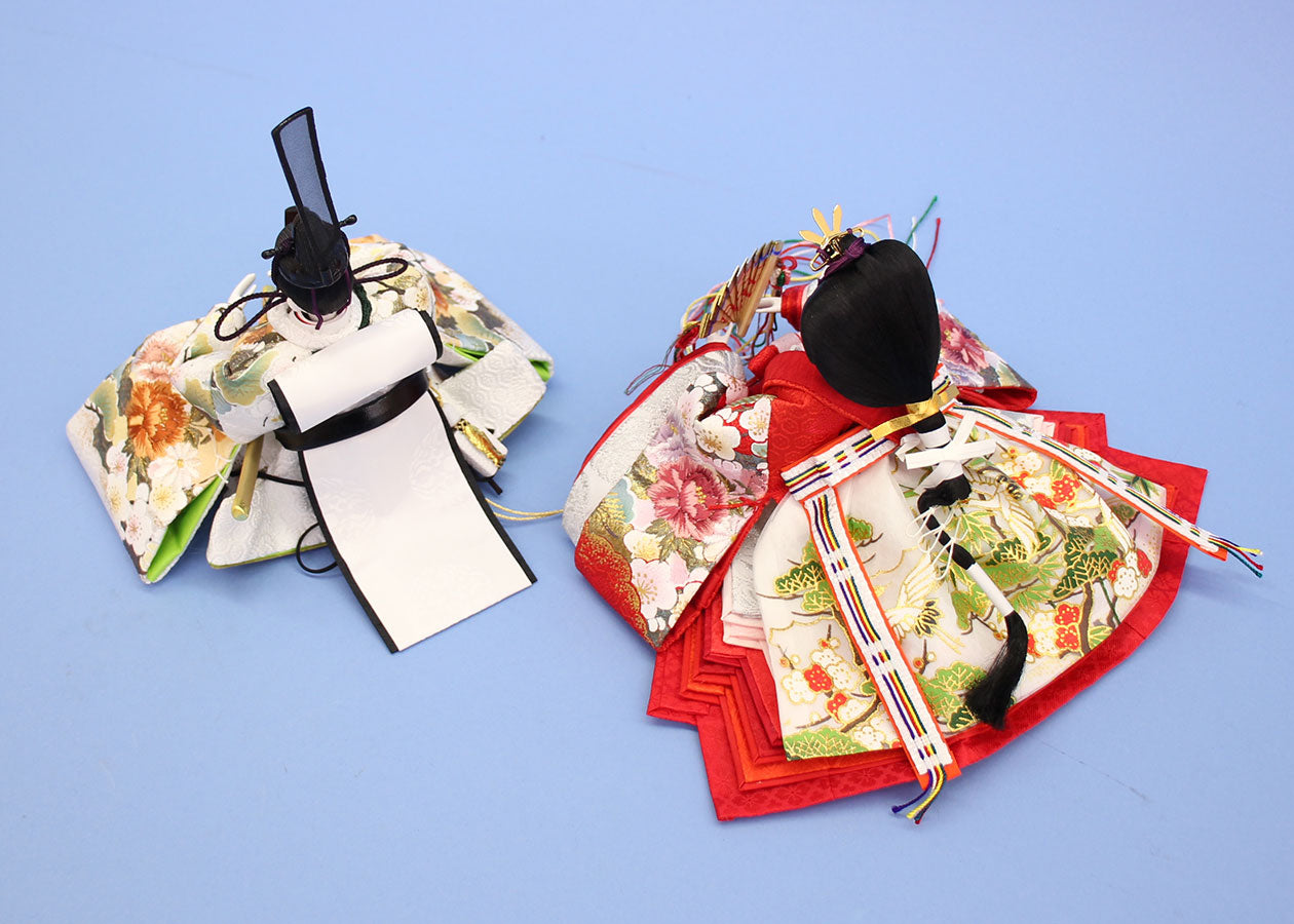 雛人形単品 親王5 京十二番　極上金彩刺繍　白赤　後ろから