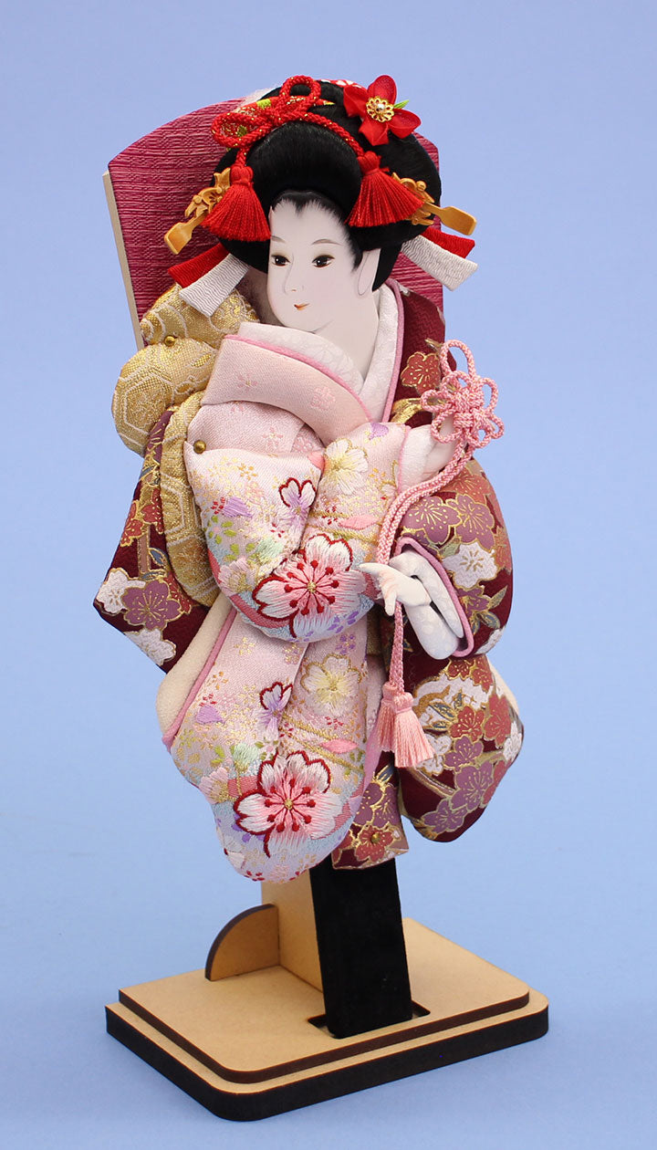 押絵羽子板 金彩刺繍華流水ワイン 台付き　左から