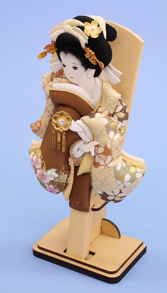 押絵羽子板 金彩刺繍美月茶 台付き　右から