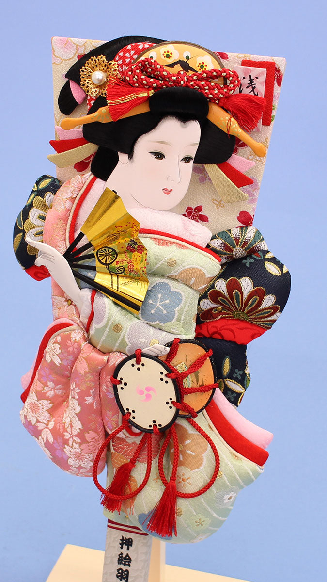 押絵羽子板 桜華 アイボリー台付き　右から