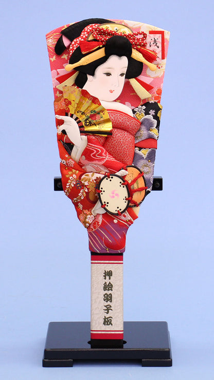 押絵羽子板13号 金襴明日香 台付き