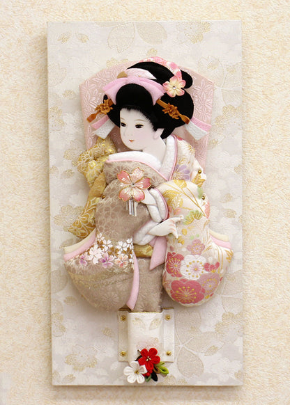 押絵羽子板 金彩美月　白桜壁掛け飾りスタンド付き