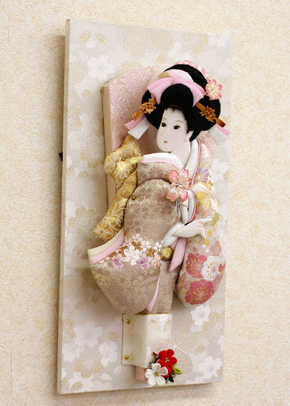 壁掛飾り 高さ38cm 10号押絵羽子板 金彩美月 白桜