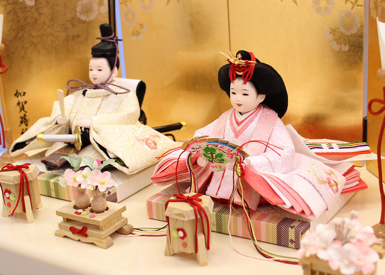 収納雛飾り 雛人形 収納飾り 宴桜 芥子親王 ピンク刺繍屏風 木製 横幅55cm 雛人形・ひな祭り