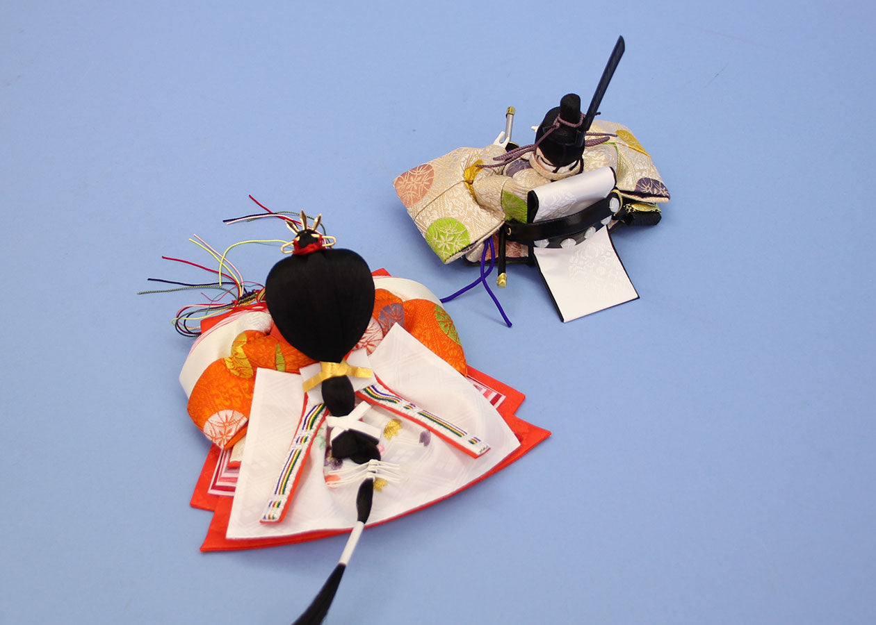 雛人形単品 親王2 正絹上仕立てまめびな #50　左後ろから