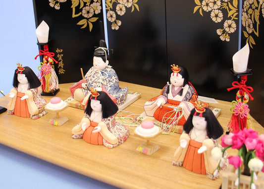 木目込み雛人形 幸一光作このみ五人 光琳桜黒　ズーム