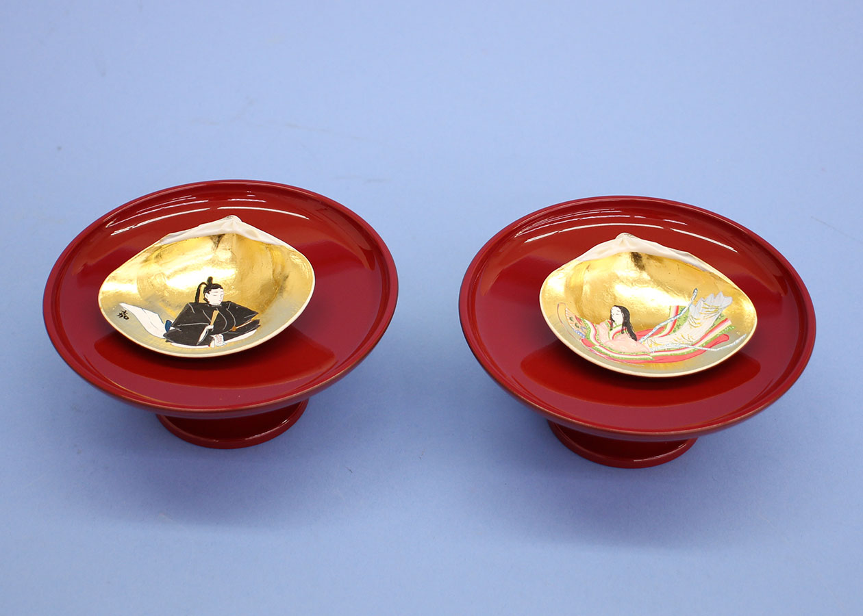 絵付き貝合わせ十二単　一対