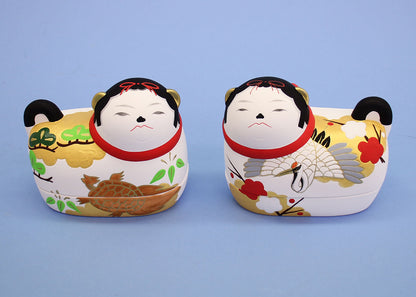 雛人形・雛道具 陶製素焼き絵付けの犬筥（いぬばこ）飾り白　座布団付き