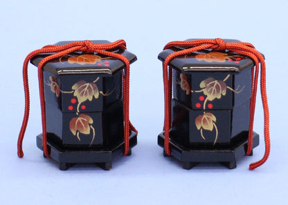 雛道具貝桶 4cm貝桶　蔦蒔絵付き