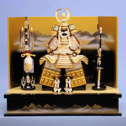 五月人形鎧飾り 幅 60cm 高さ 50cm 百花王家康鎧鎧　金ぼかし連山平飾りセット