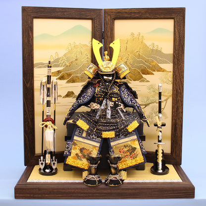 五月人形鎧飾り 幅 69cm 高さ 75cm 小桜皮威しの鎧　焼桐白陵平飾りセット