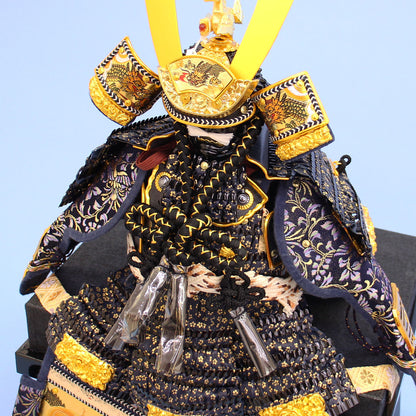 Décoration d'armure de poupée pour la fête des garçons Largeur 69 cm Hauteur 75 cm Petite armure en cuir de fleur de cerisier ensemble complet de décoration plate de tombe blanche en paulownia brûlé