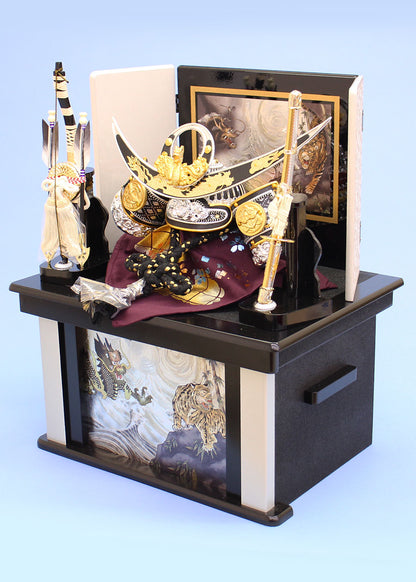 五月五节人偶兜帽储物套装 宽41厘米 紧凑型 10号 银刻纹上杉谦信兜帽储物套装