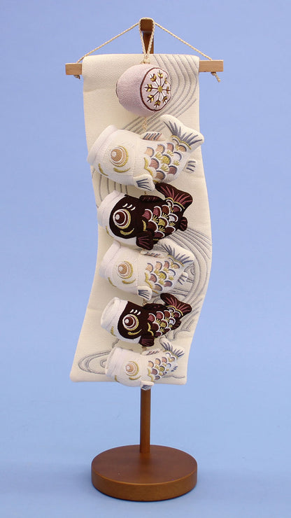 つるしタイプ鯉のぼり 高さ51cm 鯉５（ミニ）チョコ　タペ台付き