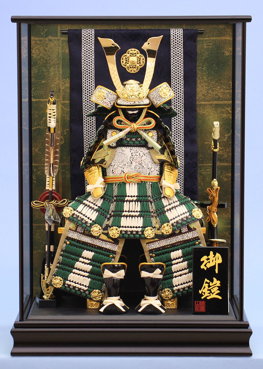 五月人形ケース 高さ59.5㎝ 長鍬形沢瀉鎧飾り