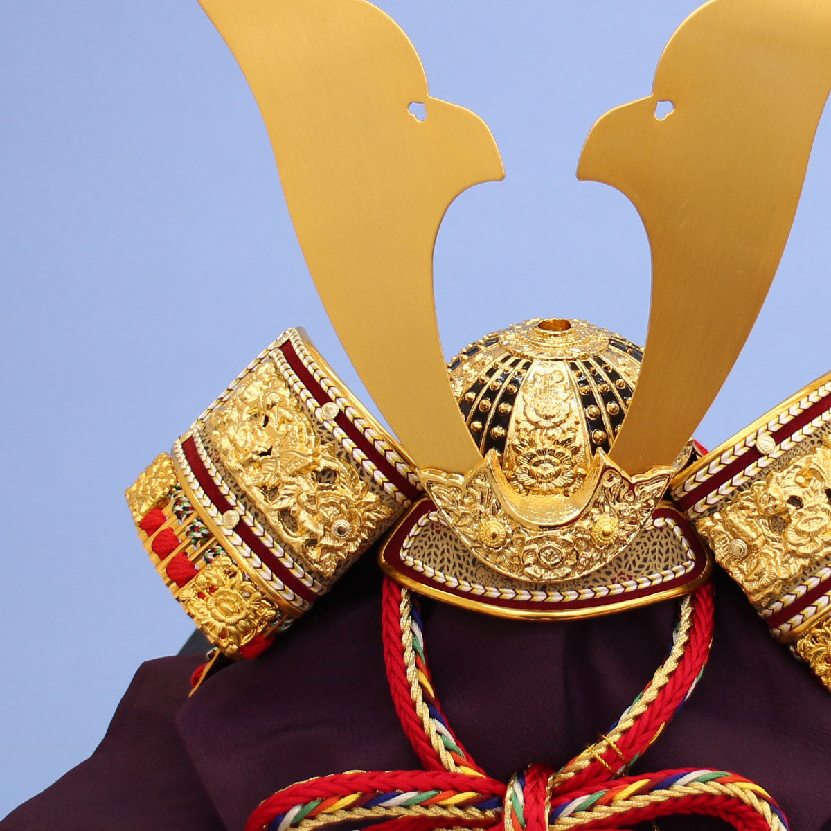 五月人偶单个兜 高44cm 12号 红色中号白兜 黑漆金属柜