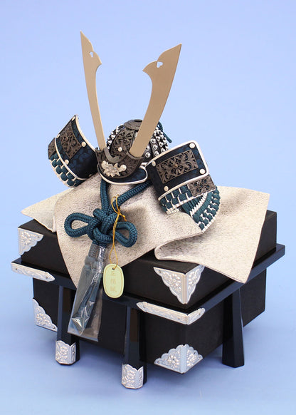 五月人偶单兜 高37cm 8号 黑樱金属兜