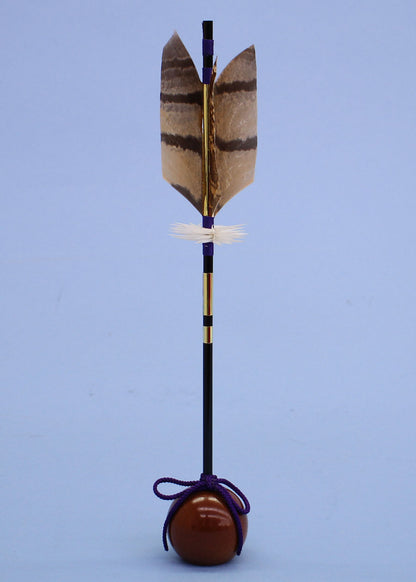 五月人形用、お飾り道具単品 矢立て飾り 32cm茶塗玉フクロウ