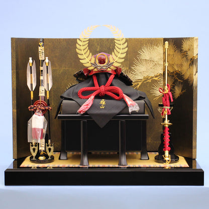 幅 60㎝  雄山作　徳川家康兜　黒貝箔金松平飾りセット