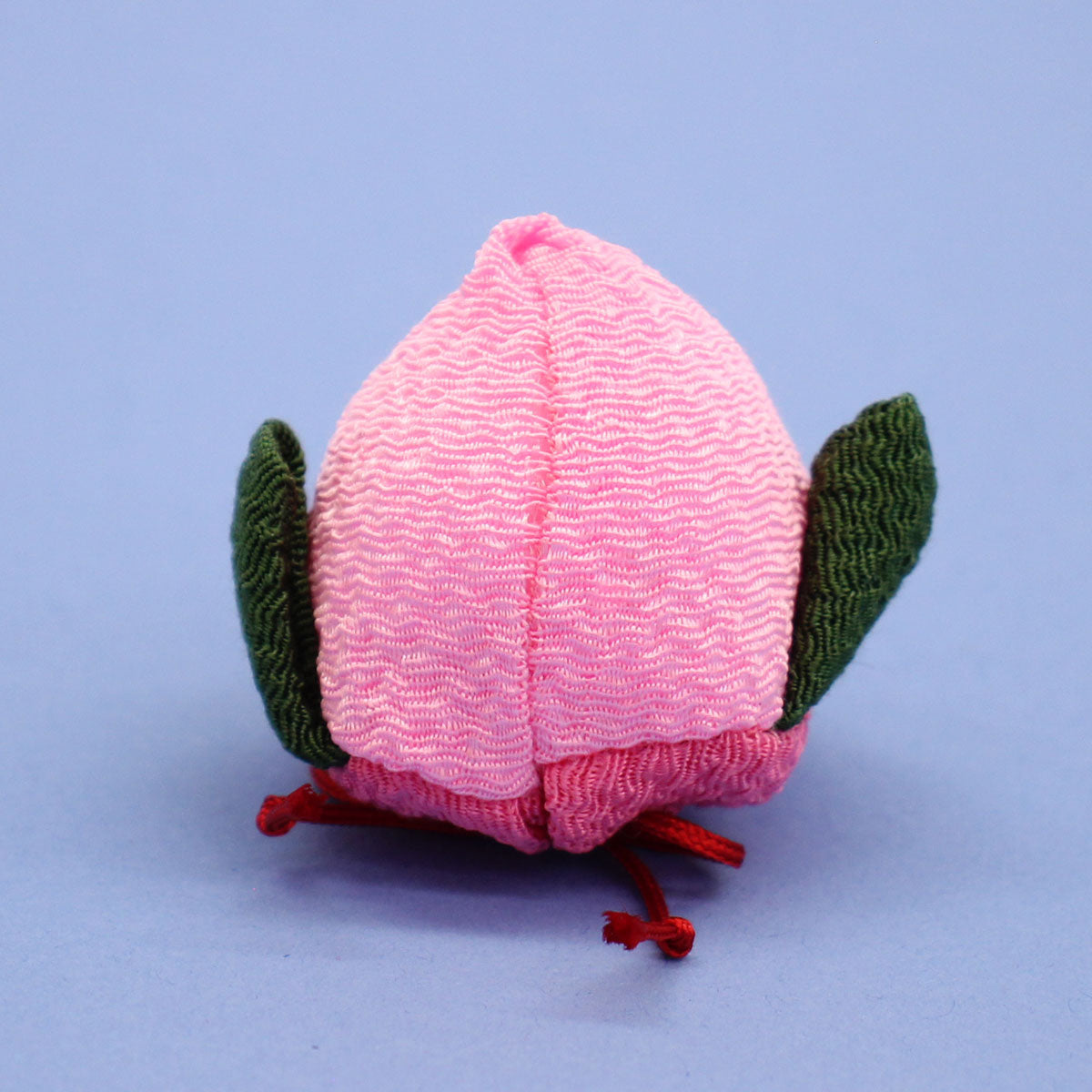 つるし飾り　単品桃　正面から