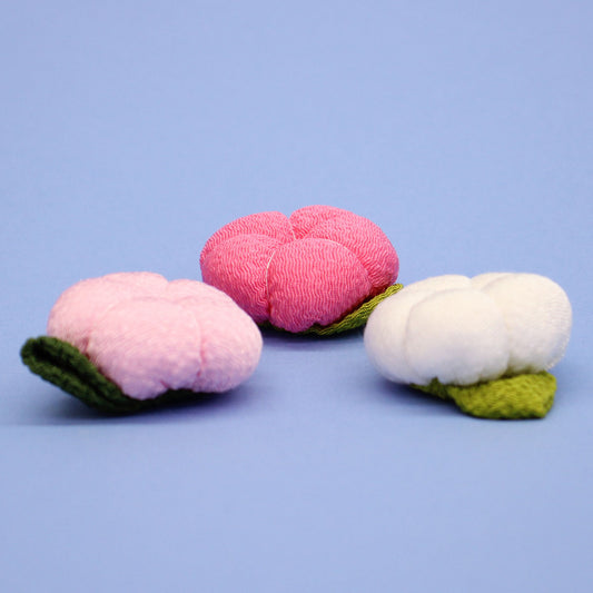 つるし飾り単品　椿　横から