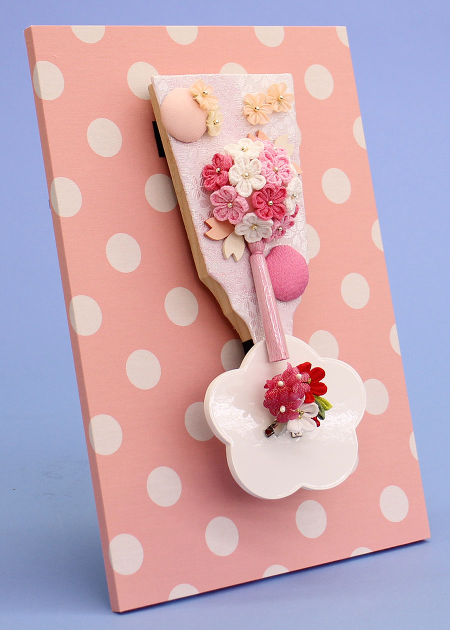 壁掛け羽子板　梅丸左から　